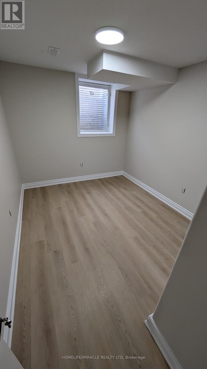 Lower - 47 Arnold Circle, Brampton, ON - Indoor Photo Showing Other Room