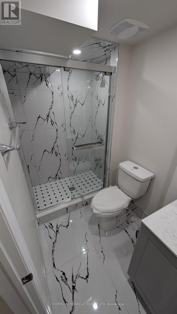 Lower - 47 Arnold Circle, Brampton, ON - Indoor Photo Showing Bathroom