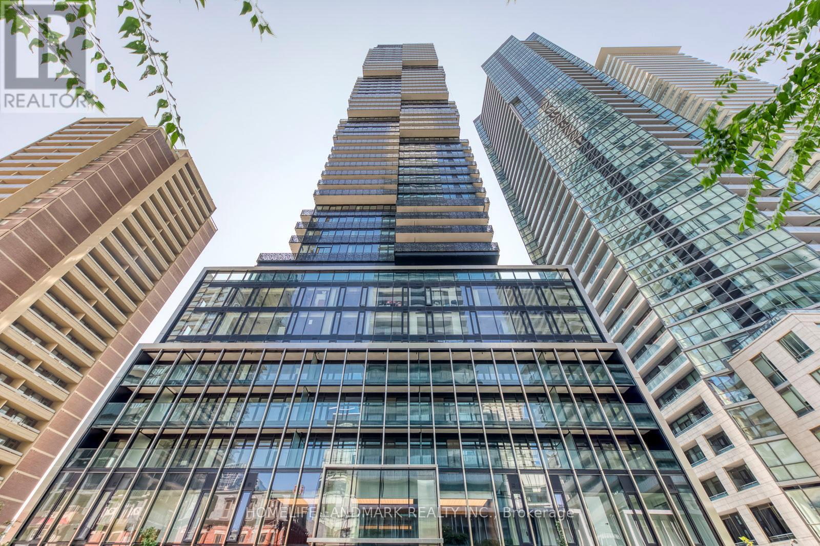 4103 - 55 Charles Street E, Toronto, ON - Outdoor