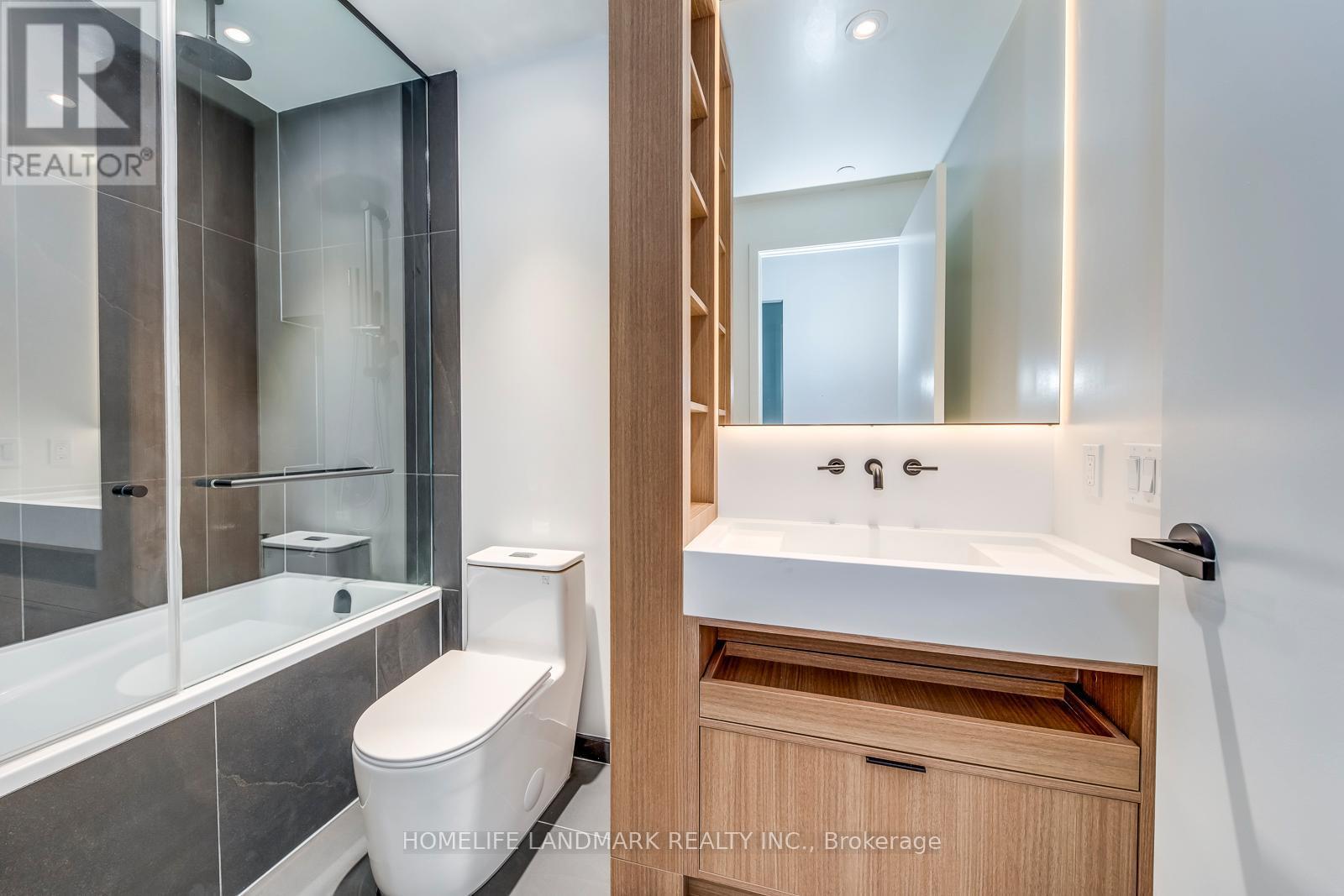 4103 - 55 Charles Street E, Toronto, ON - Indoor Photo Showing Bathroom