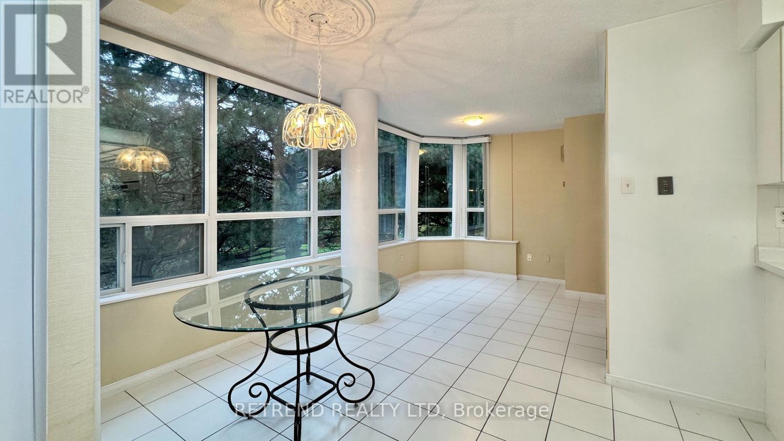 206 - 11 Townsgate Drive, Vaughan, ON - Indoor Photo Showing Other Room