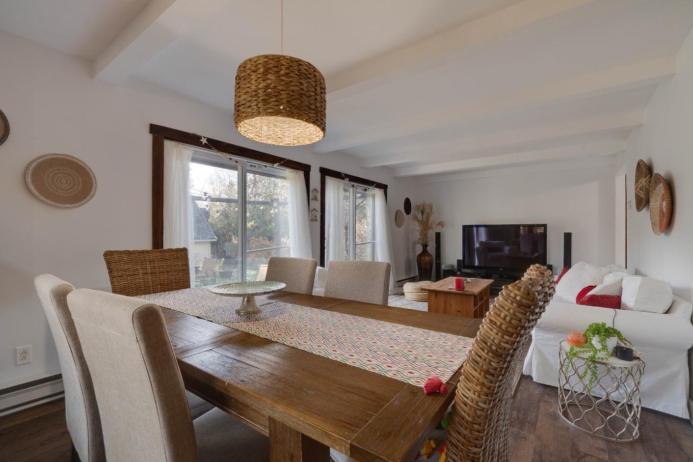Salle à manger - 865 Côte St-Gabriel O., Saint-Sauveur, QC - Indoor Photo Showing Dining Room