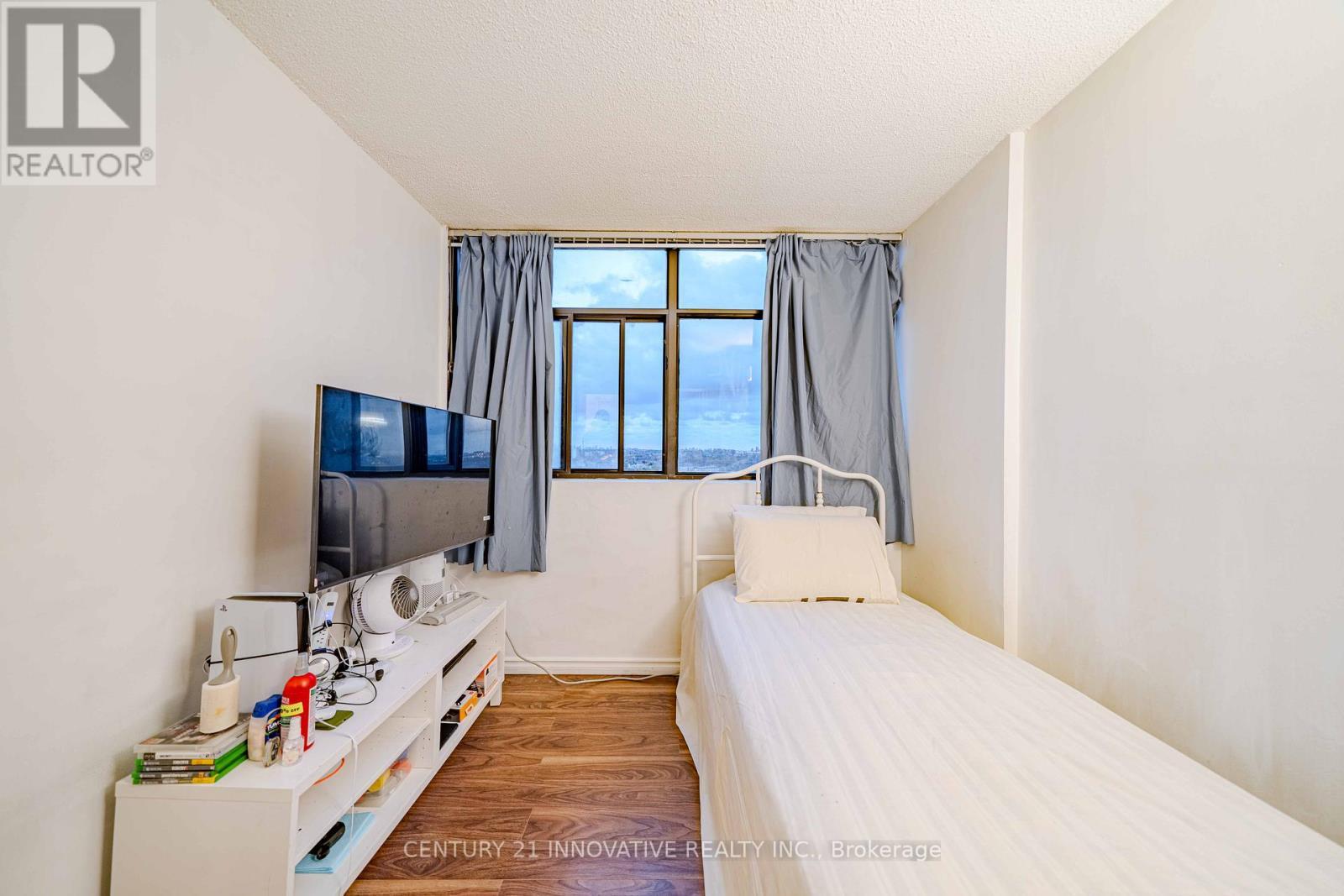 2506 - 100 Antibes Drive, Toronto, ON - Indoor Photo Showing Bedroom