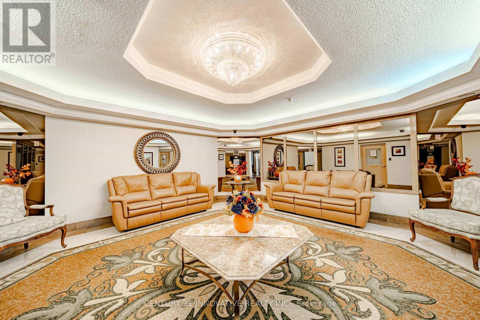 2506 - 100 Antibes Drive, Toronto, ON - Indoor Photo Showing Living Room