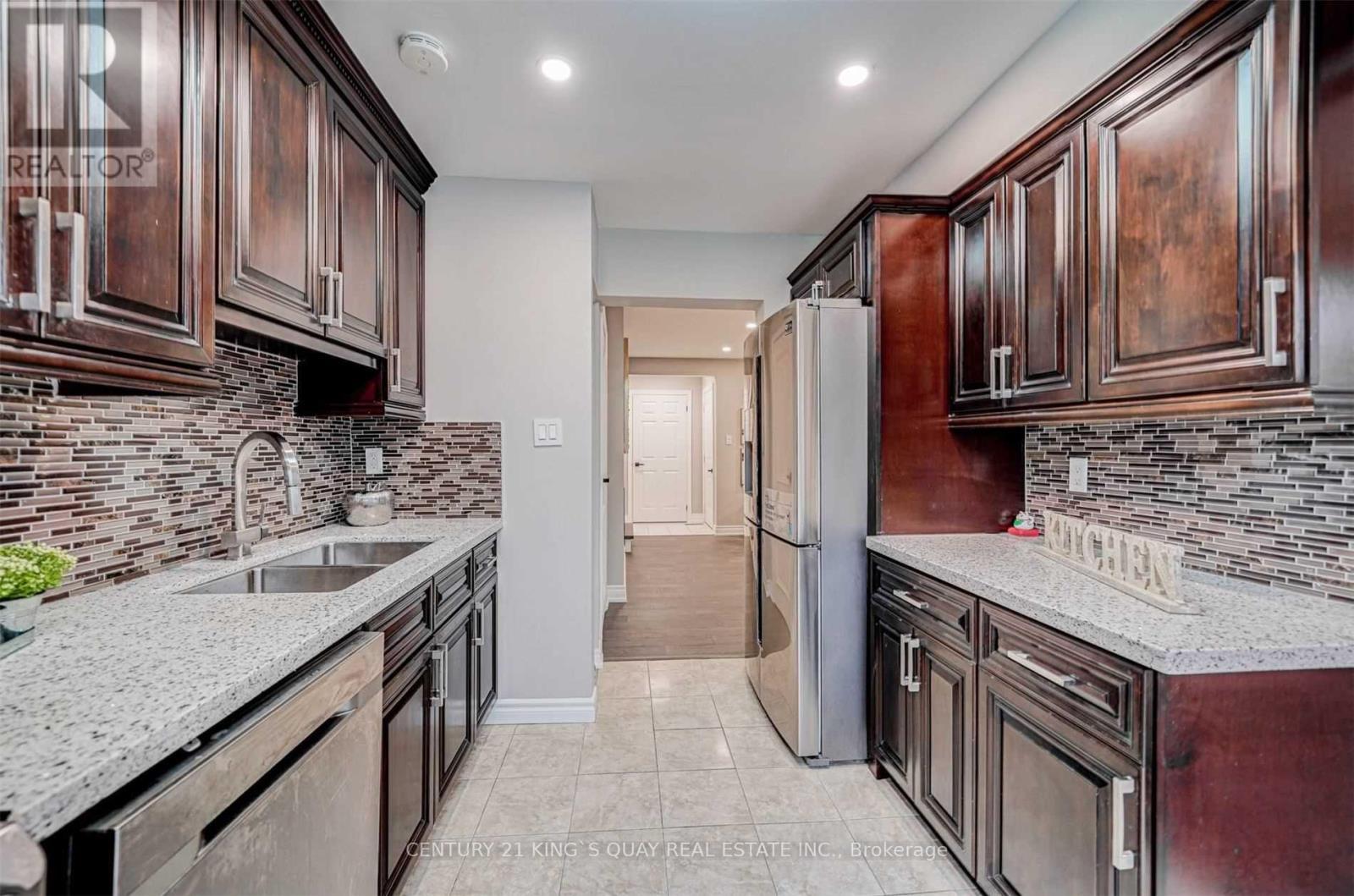 14 Grenbeck Drive, Toronto, ON - Indoor Photo Showing Kitchen With Double Sink With Upgraded Kitchen