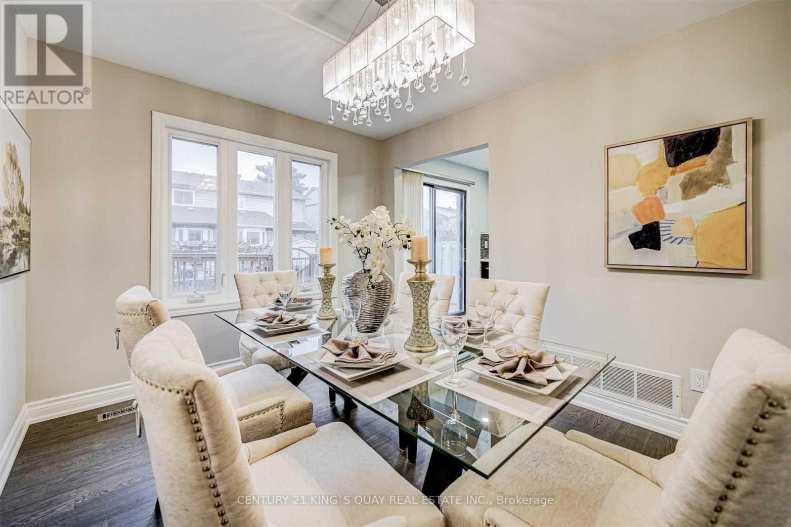 14 Grenbeck Drive, Toronto, ON - Indoor Photo Showing Dining Room