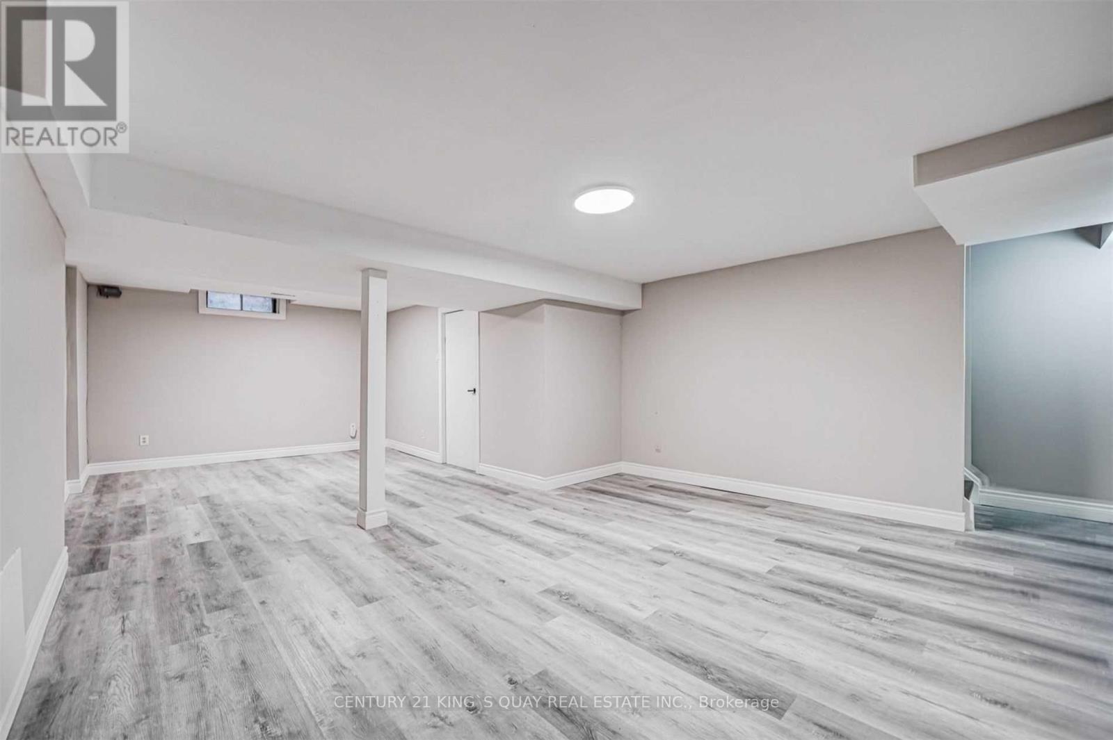 14 Grenbeck Drive, Toronto, ON - Indoor