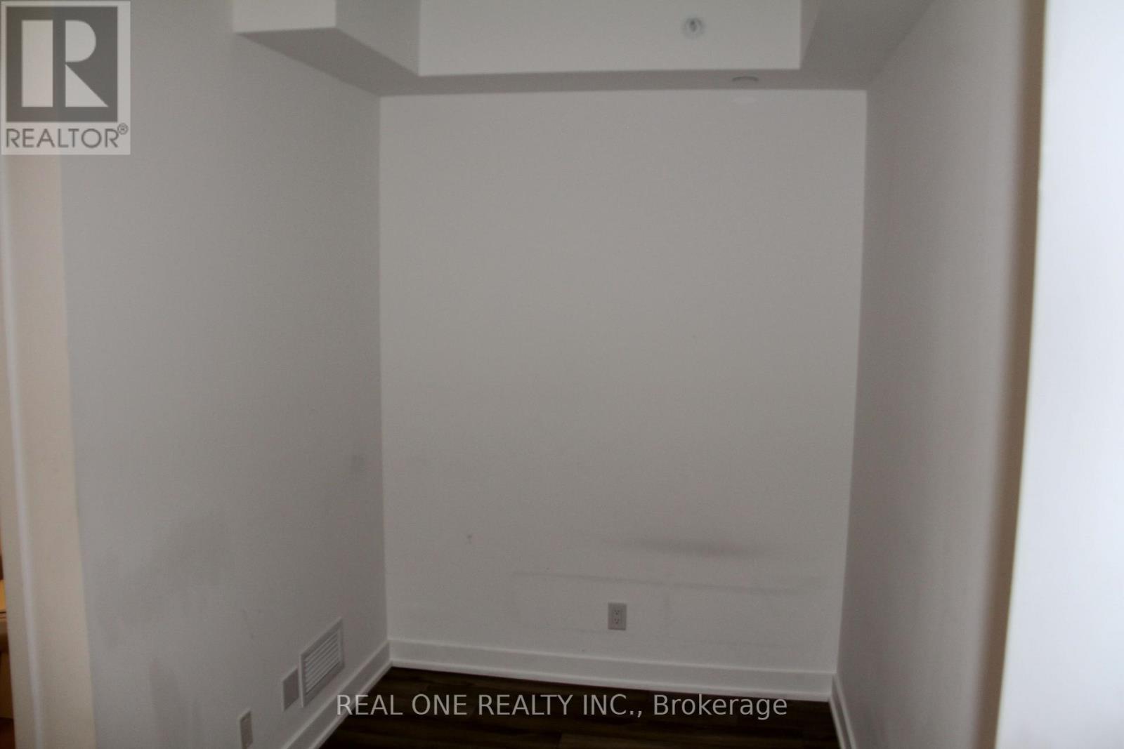 318 - 2100 Bridletowne Circle, Toronto, ON - Indoor Photo Showing Other Room