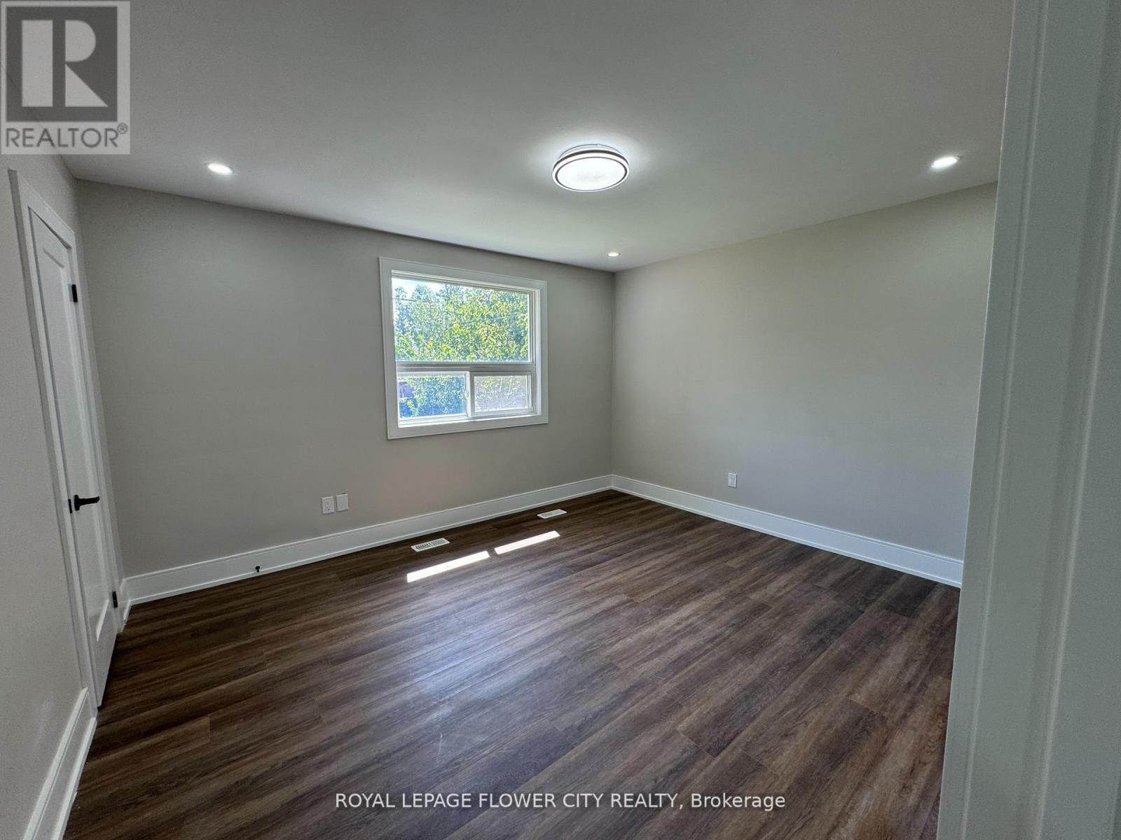 221 Acton Avenue, Toronto, ON - Indoor Photo Showing Other Room