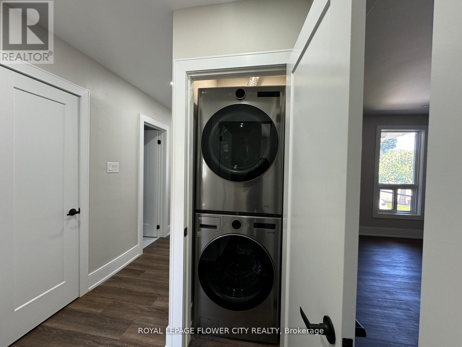 221 Acton Avenue, Toronto, ON - Indoor Photo Showing Laundry Room