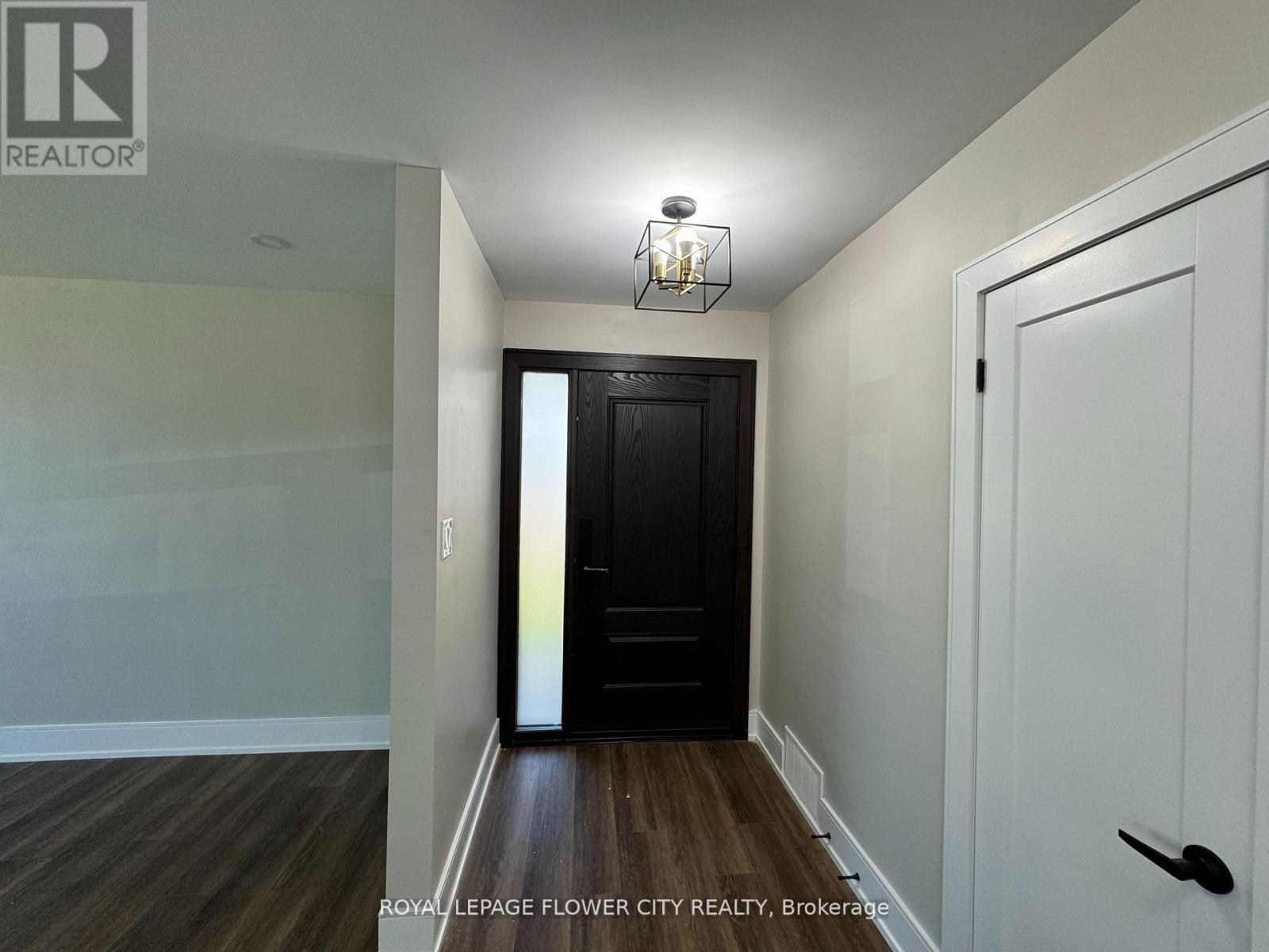 221 Acton Avenue, Toronto, ON - Indoor Photo Showing Other Room