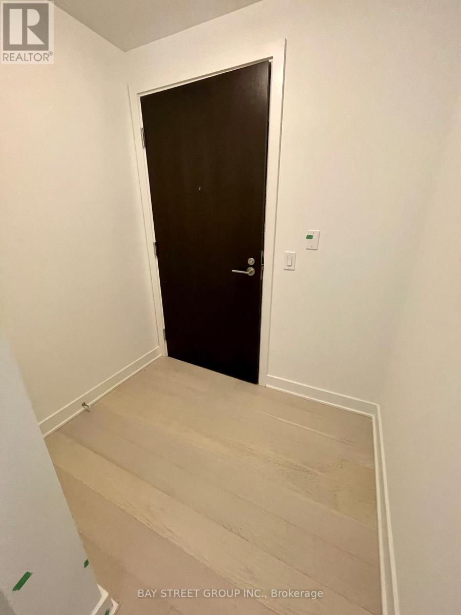 1814 - 11 Yorkville Avenue, Toronto, ON - Indoor Photo Showing Other Room