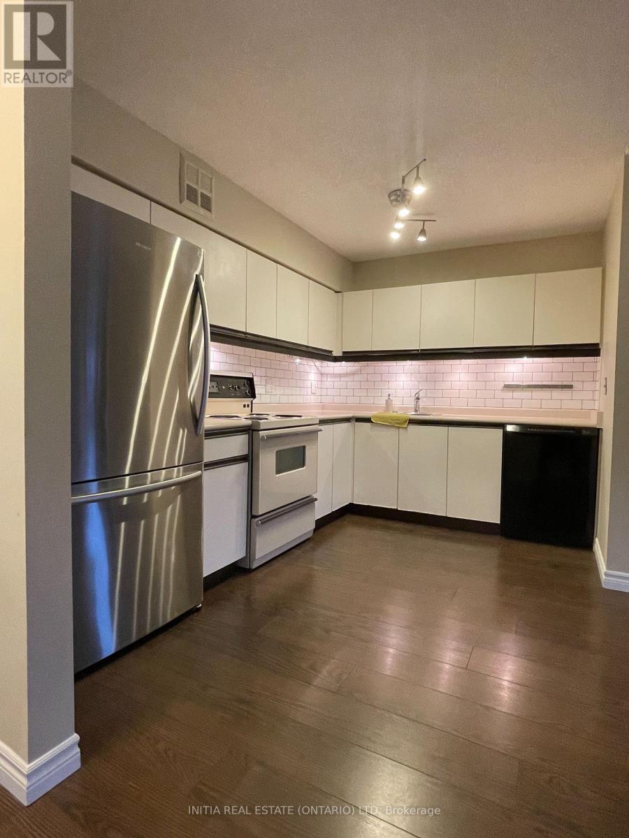 304 - 1 Jacksway Crescent, London North (North G), ON - Indoor Photo Showing Kitchen