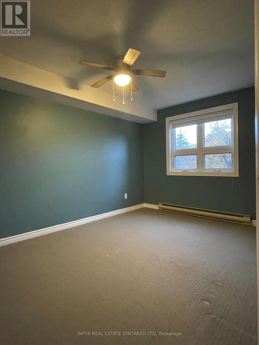 304 - 1 Jacksway Crescent, London North (North G), ON - Indoor Photo Showing Other Room