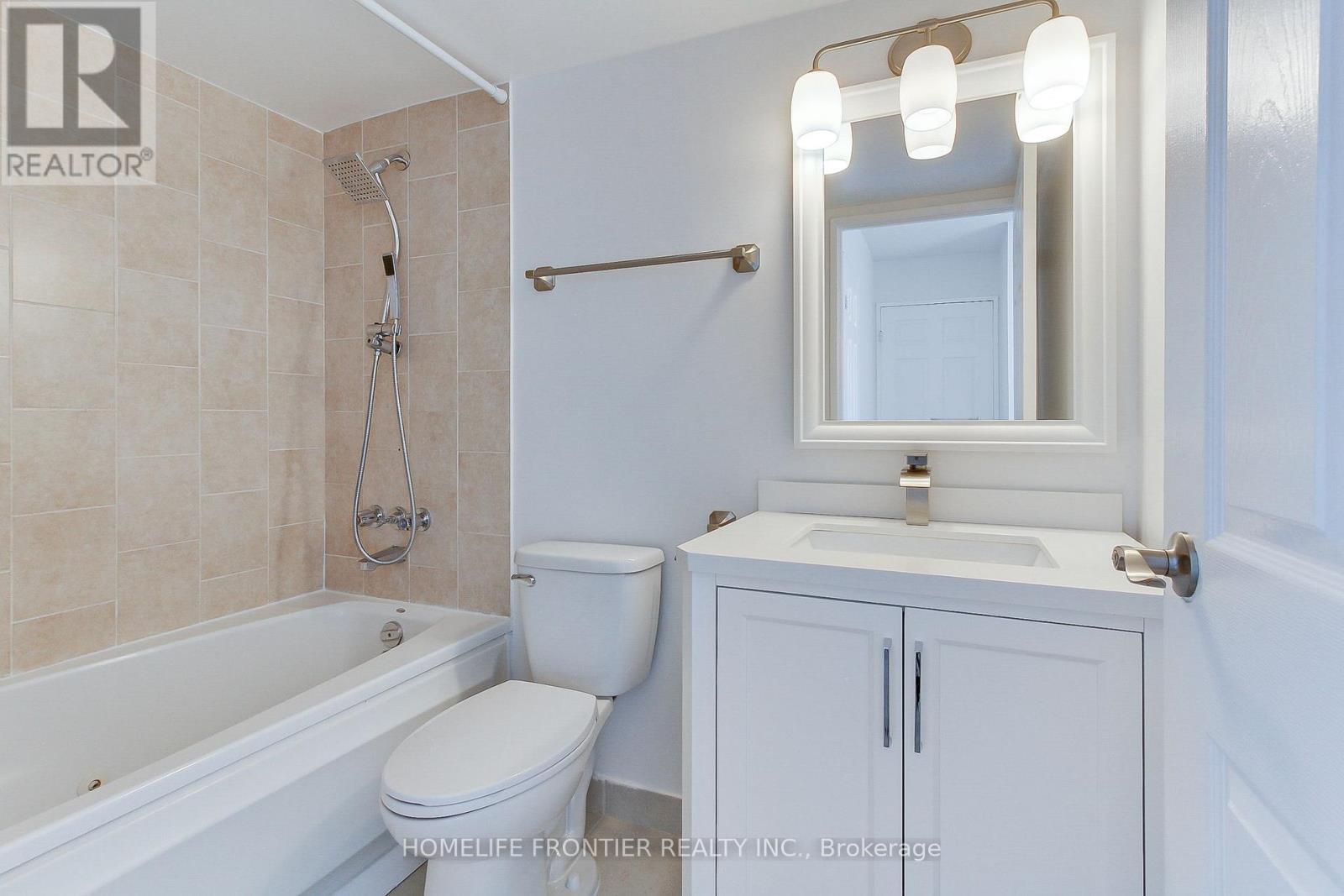 1906 - 80 Antibes Drive, Toronto, ON - Indoor Photo Showing Bathroom