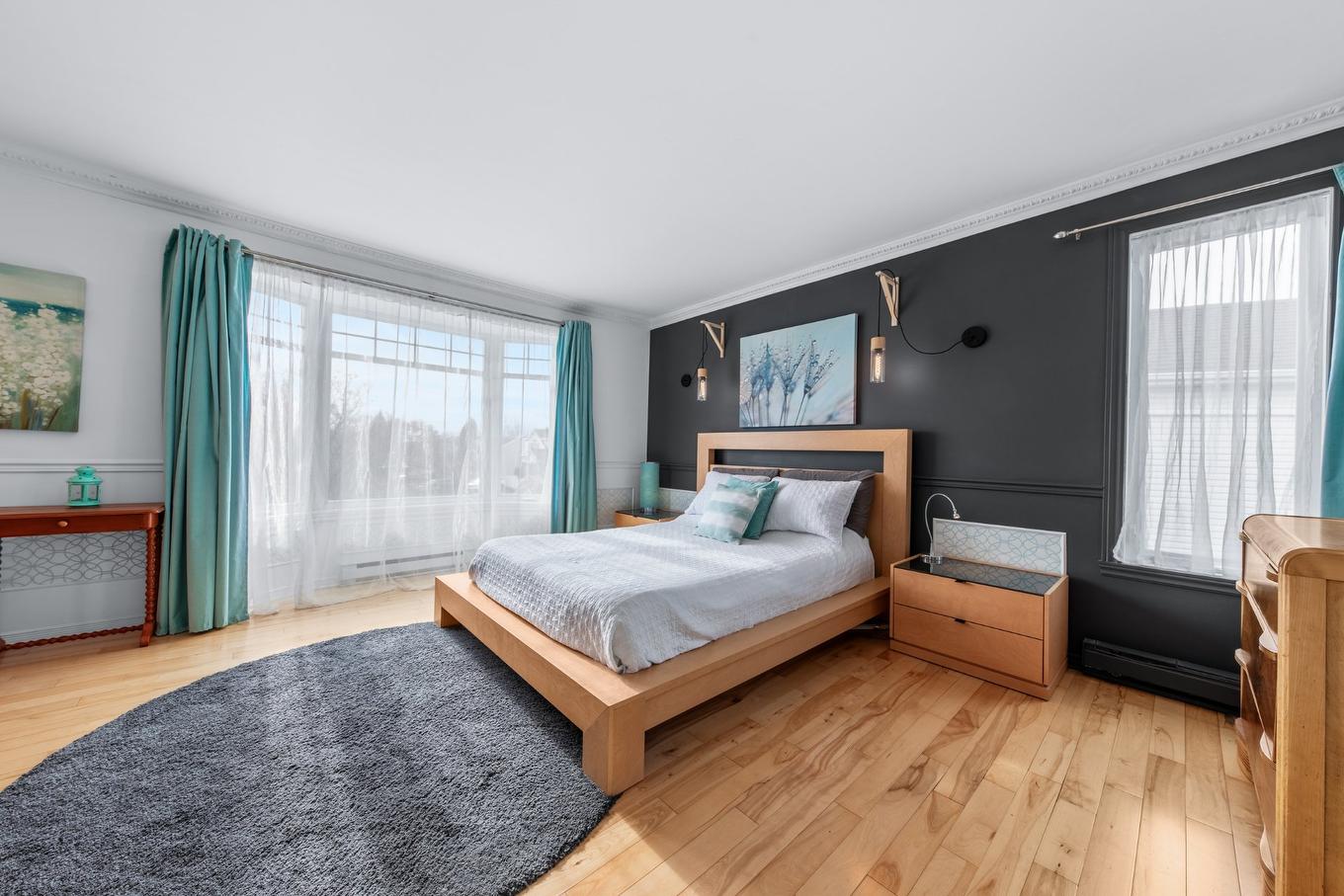 Primary bedroom - 83 Rue Antoine-Quiriac, Saint-Jean-Sur-Richelieu, QC - Indoor Photo Showing Bedroom