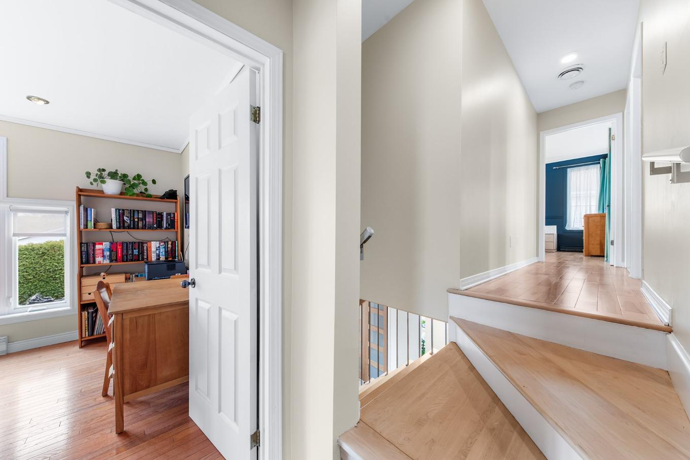 Passageway - 83 Rue Antoine-Quiriac, Saint-Jean-Sur-Richelieu, QC - Indoor Photo Showing Other Room