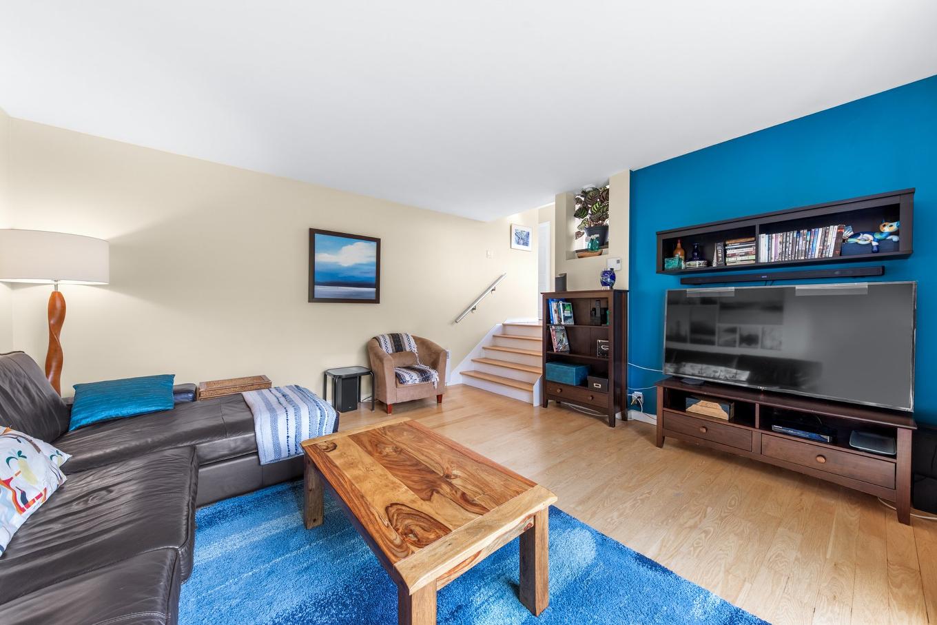 Living room - 83 Rue Antoine-Quiriac, Saint-Jean-Sur-Richelieu, QC - Indoor