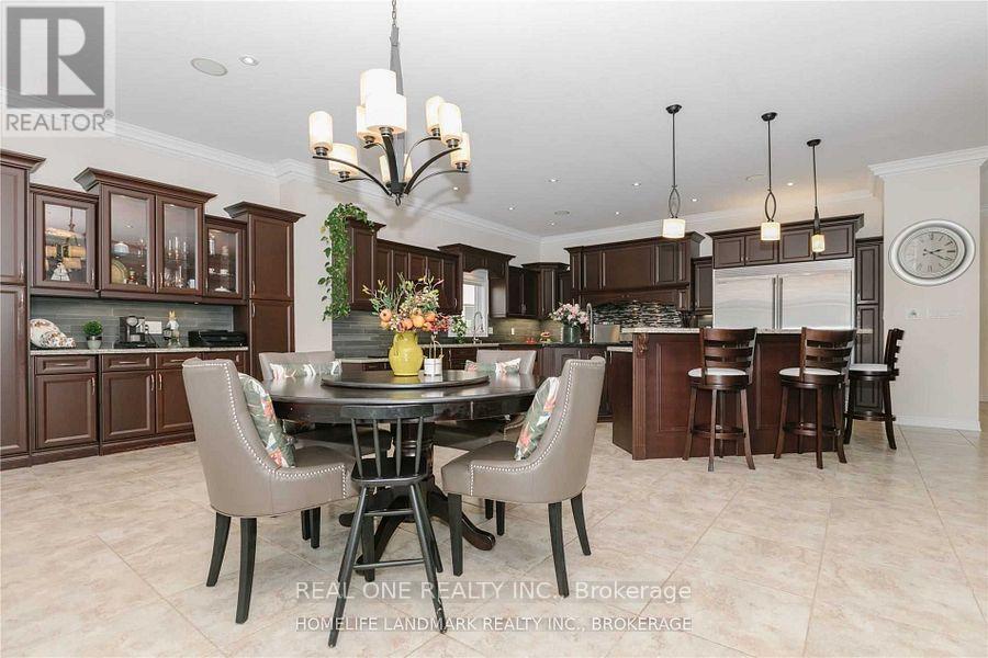 2339 Millstone Drive, Oakville, ON - Indoor Photo Showing Dining Room