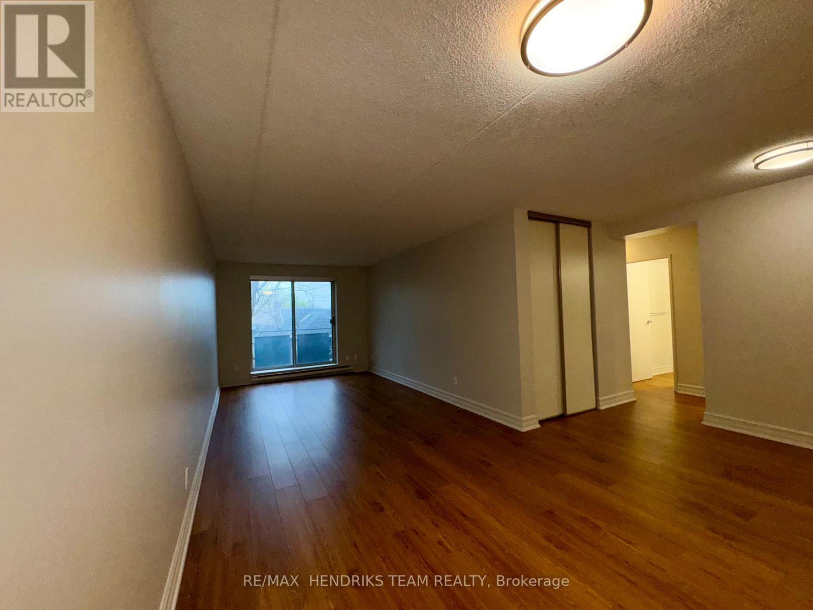 B304 - 16 Capner Street, St. Catharines (Oakdale), ON - Indoor Photo Showing Other Room