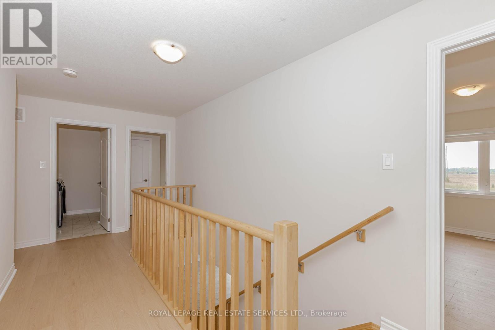 96 Explorer Way W, Thorold, ON - Indoor Photo Showing Other Room