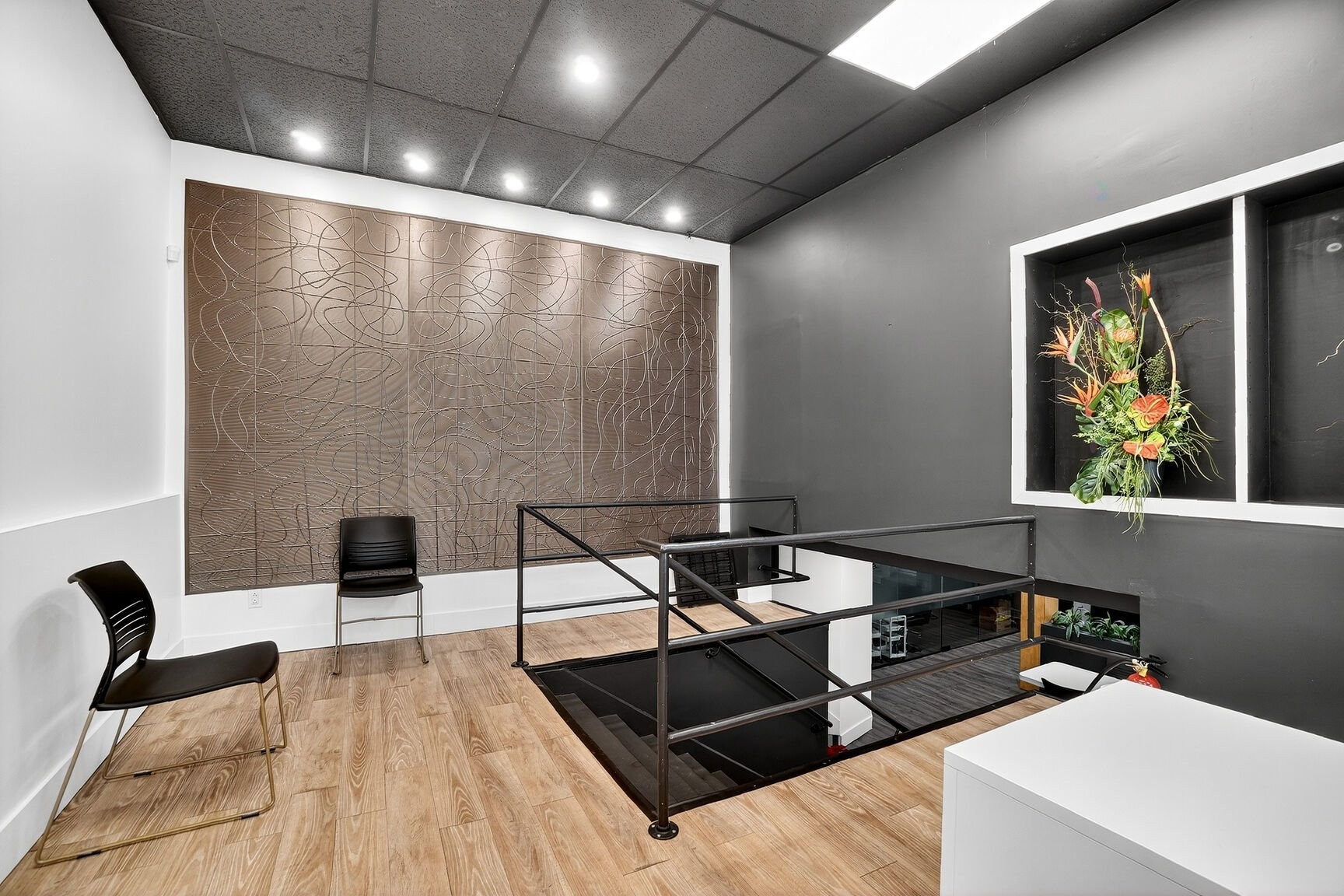 Hall d'entrée/Vestibule - 2B Rue Grenon O., Laval (Pont-Viau), QC - Indoor Photo Showing Other Room