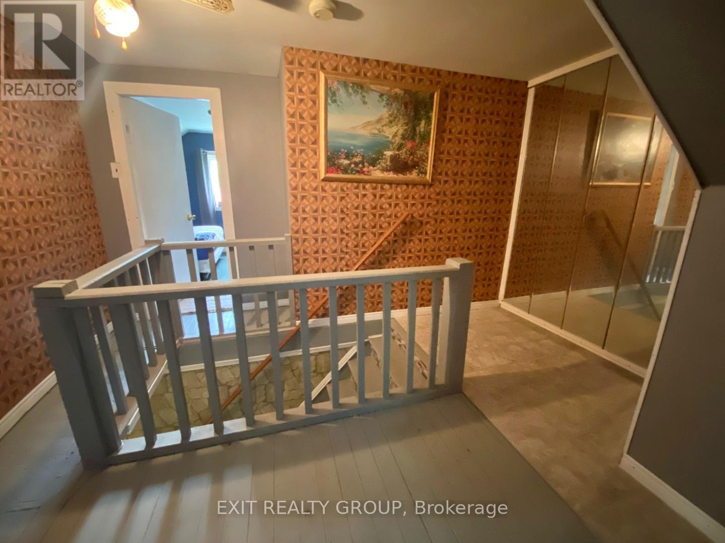 33 Glastonbury Road, Addington Highlands (Addington Highlands), ON - Indoor Photo Showing Other Room