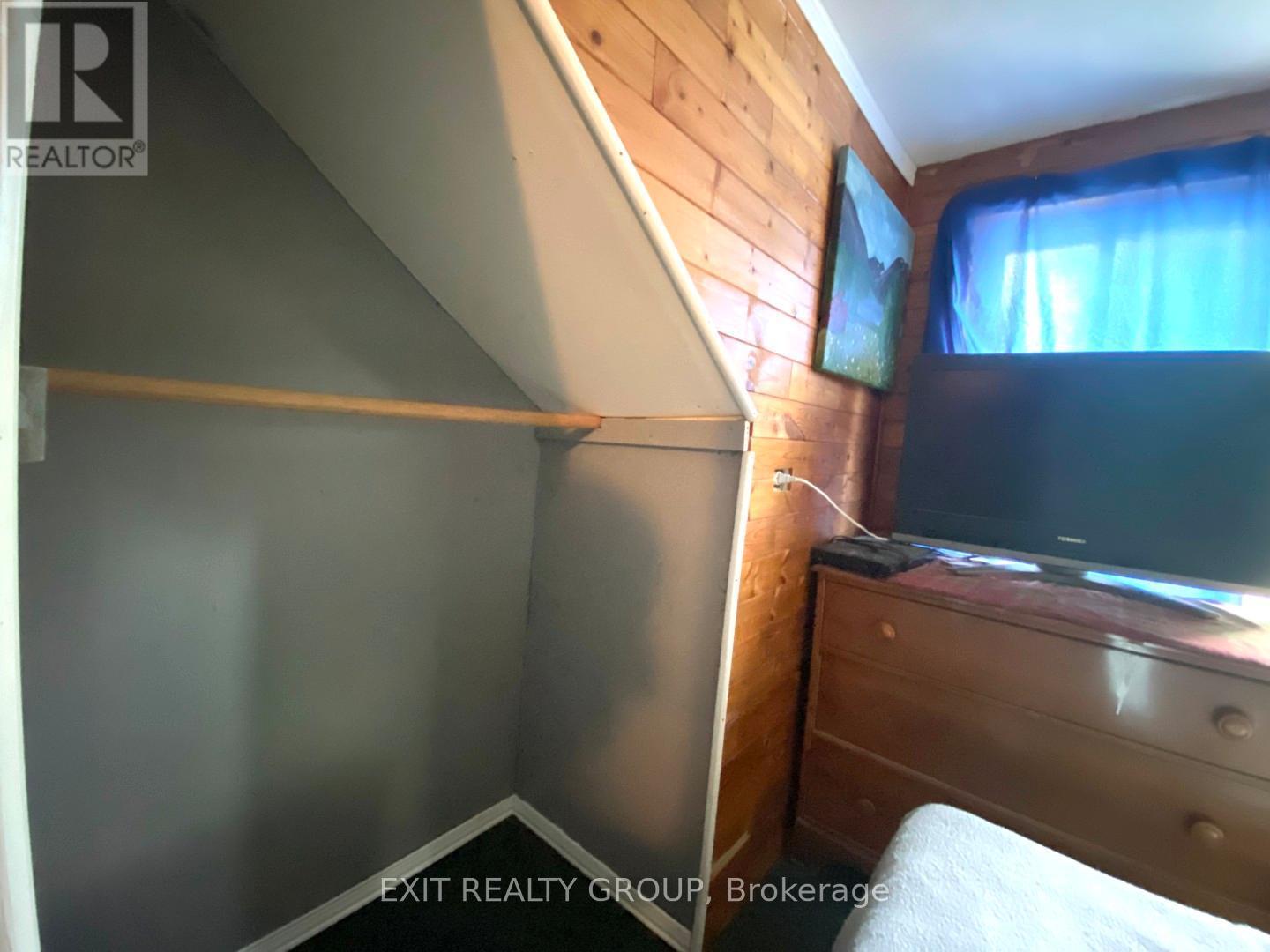 33 Glastonbury Road, Addington Highlands (Addington Highlands), ON - Indoor