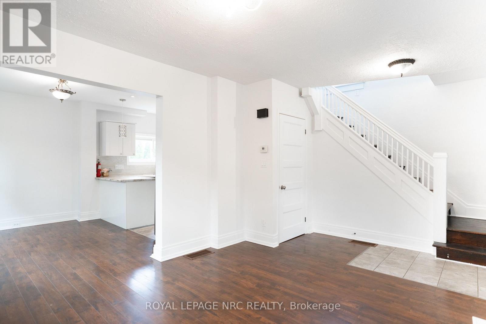 4713 Cookman Crescent, Niagara Falls (Downtown), ON - Indoor Photo Showing Other Room