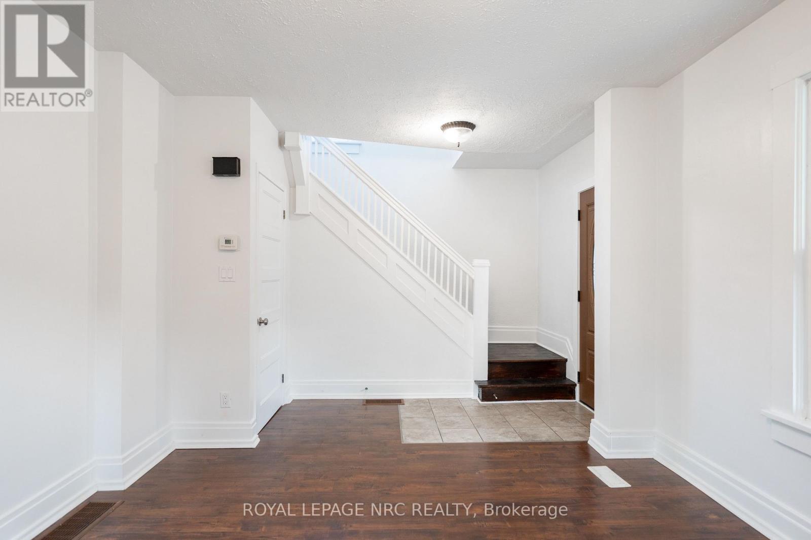 4713 Cookman Crescent, Niagara Falls (Downtown), ON - Indoor Photo Showing Other Room