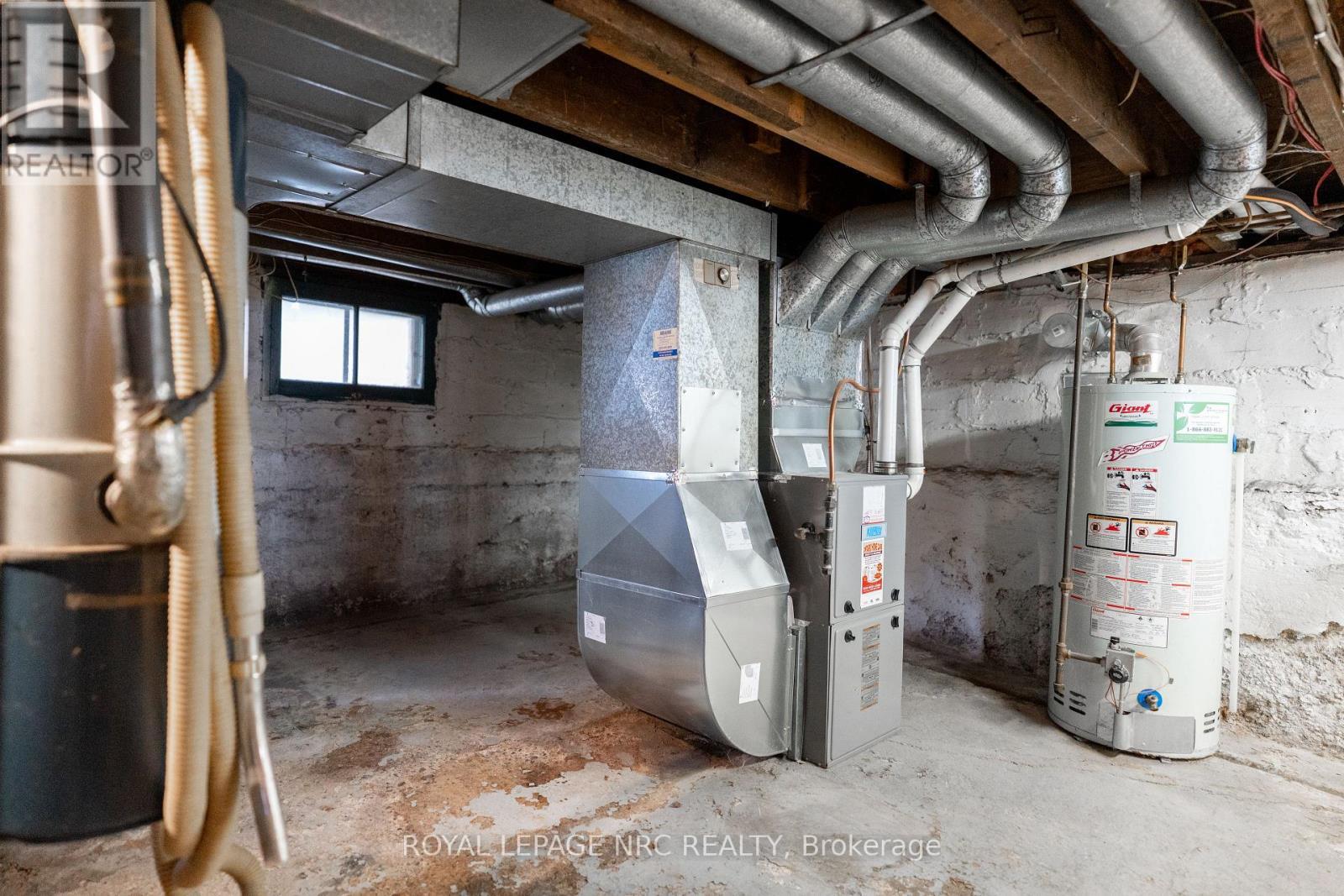 4713 Cookman Crescent, Niagara Falls (Downtown), ON - Indoor Photo Showing Basement