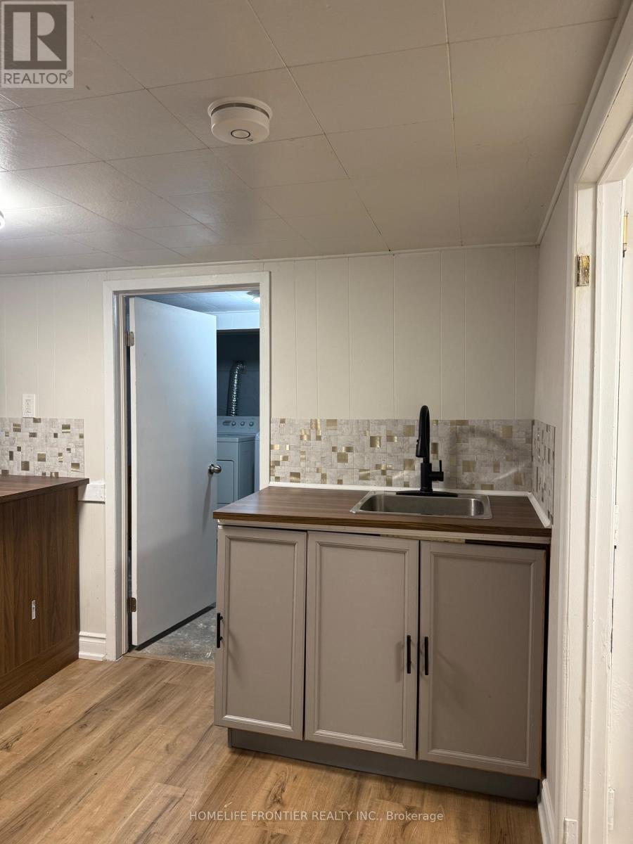 #Basement - 136 Gibb Street, Oshawa, ON - Indoor Photo Showing Kitchen