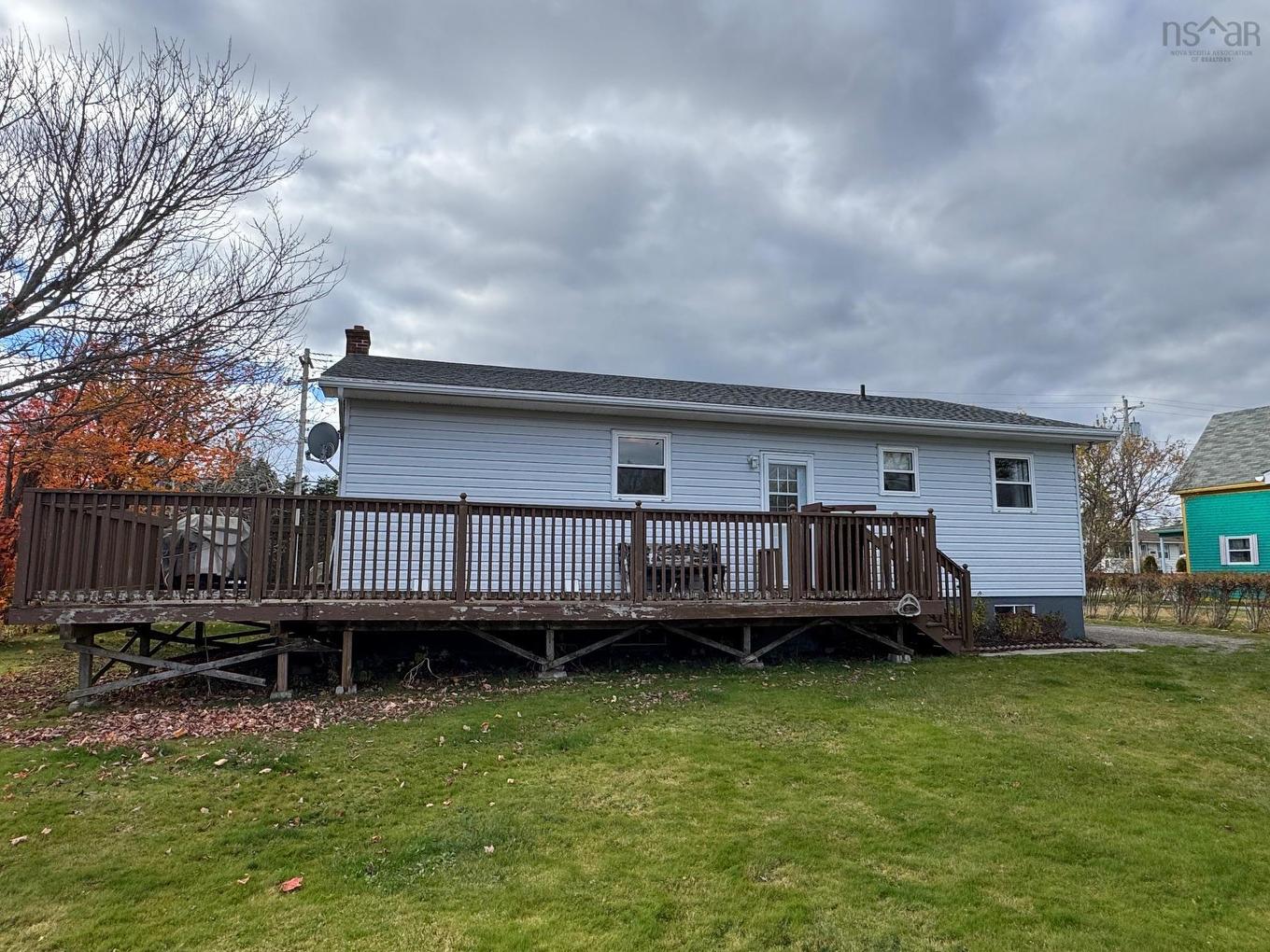 12 Lorway Street, Louisbourg, NS