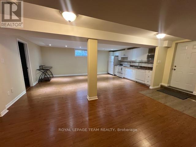 B - 685 Everlasting Crescent, Ottawa, ON