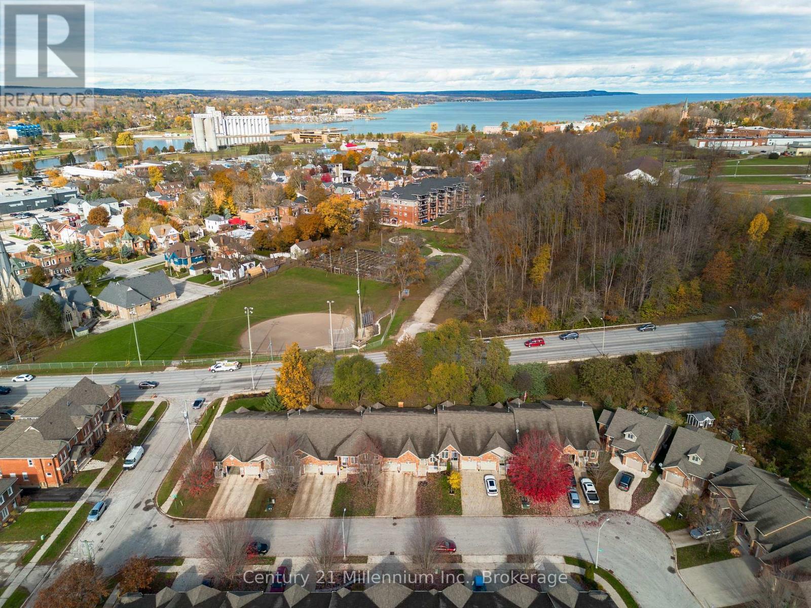 552 9Th Street 'A' Street E, Owen Sound, ON - Outdoor With View