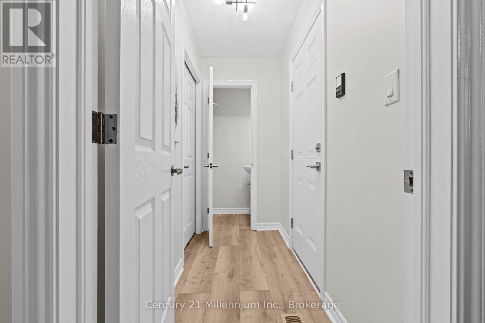 552 9Th Street 'A' Street E, Owen Sound, ON - Indoor Photo Showing Other Room