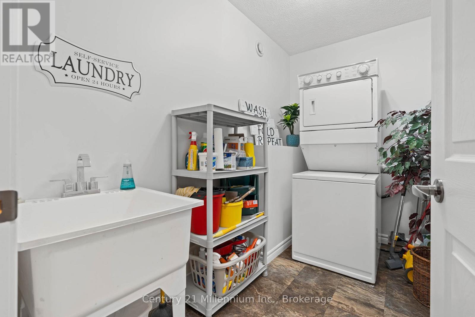 552 9Th Street 'A' Street E, Owen Sound, ON - Indoor Photo Showing Laundry Room
