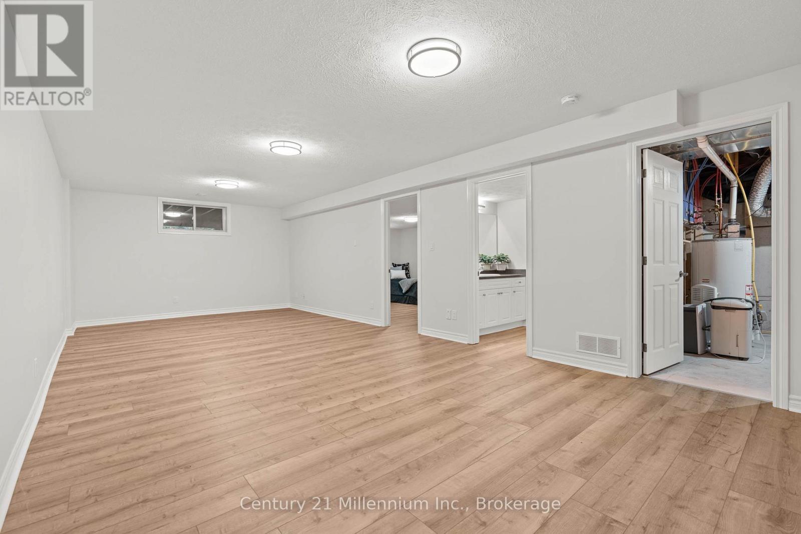 552 9Th Street 'A' Street E, Owen Sound, ON - Indoor Photo Showing Other Room