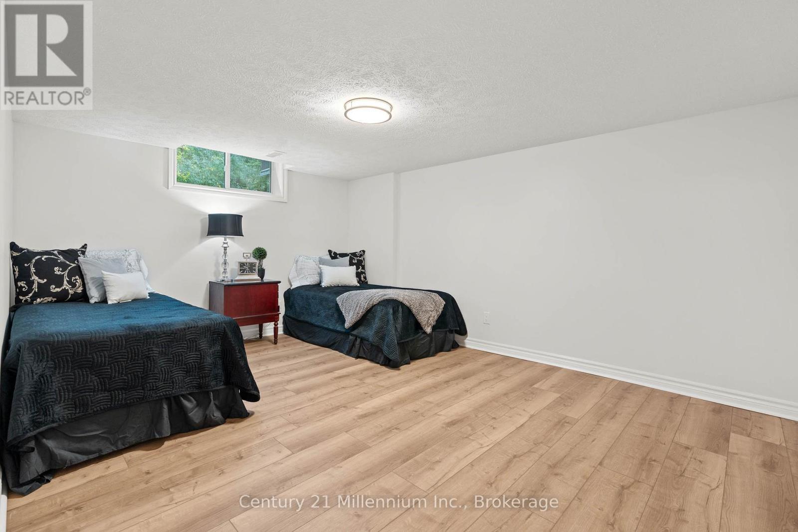 552 9Th Street 'A' Street E, Owen Sound, ON - Indoor