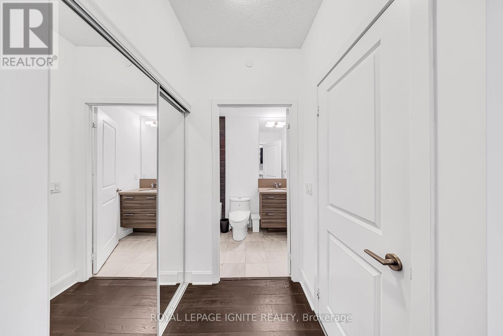 607 - 33 Shore Breeze Drive, Toronto, ON - Indoor Photo Showing Other Room