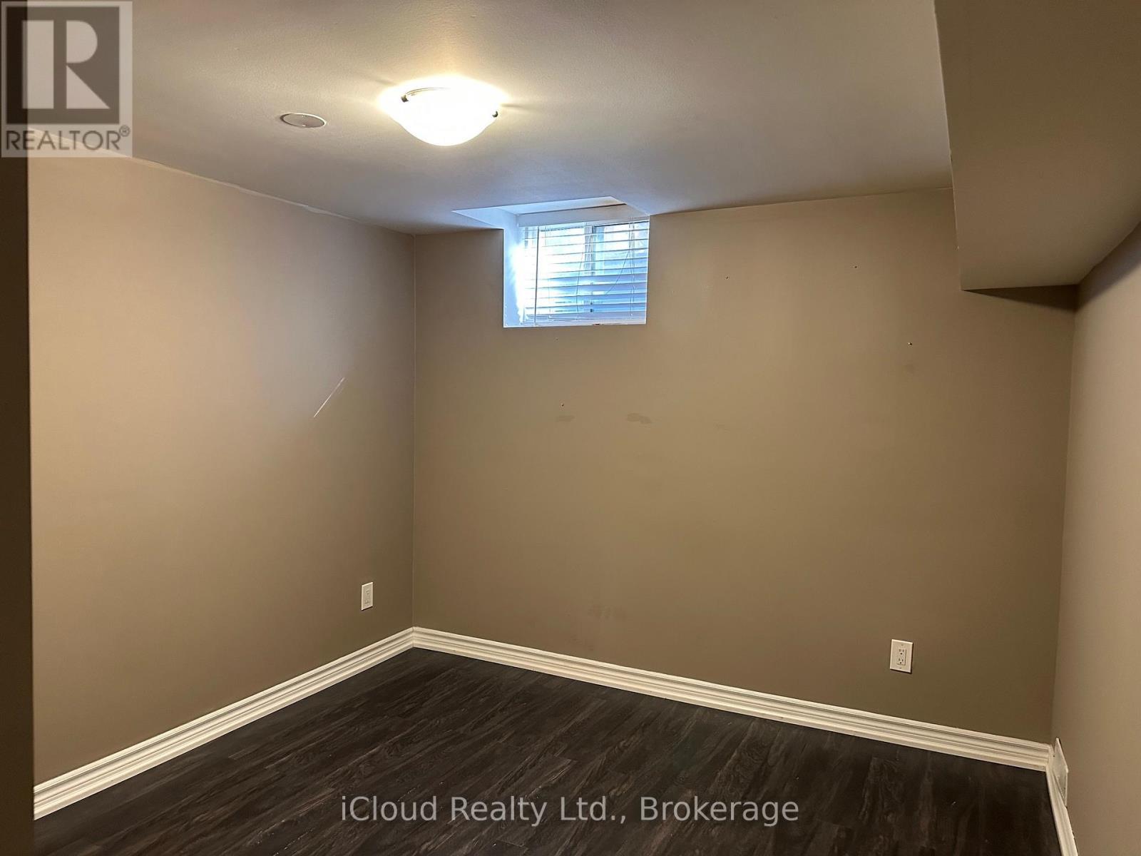 Lower - 5215 Micmac Crescent, Mississauga, ON - Indoor Photo Showing Other Room