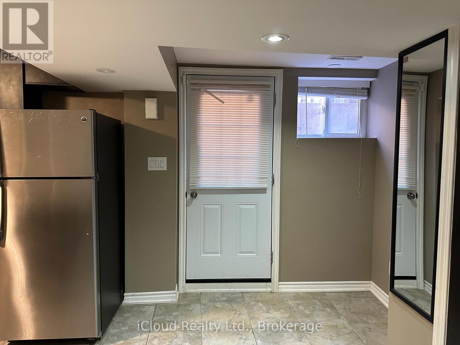 Lower - 5215 Micmac Crescent, Mississauga, ON - Indoor