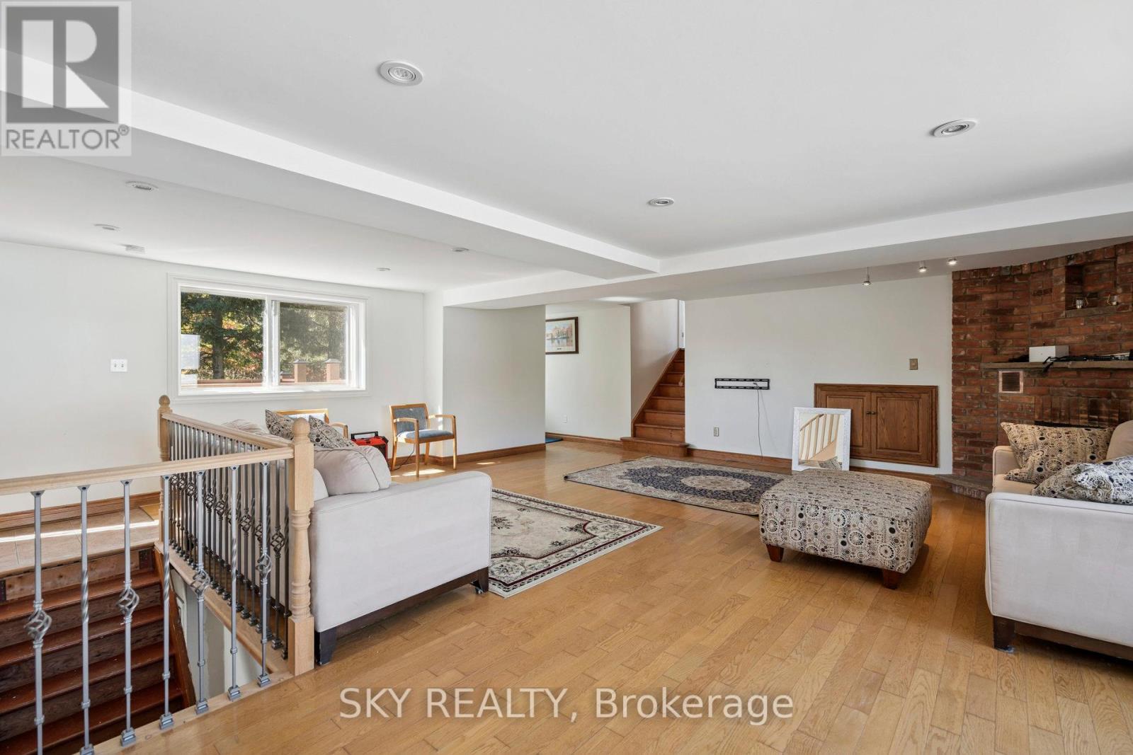12478 5Th (Fifth) Line, Halton Hills, ON - Indoor Photo Showing Living Room