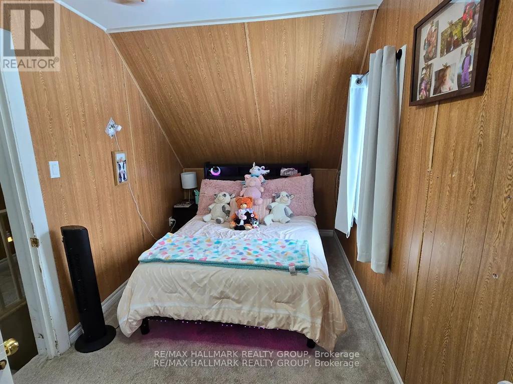 7122 Bank Street, Ottawa, ON