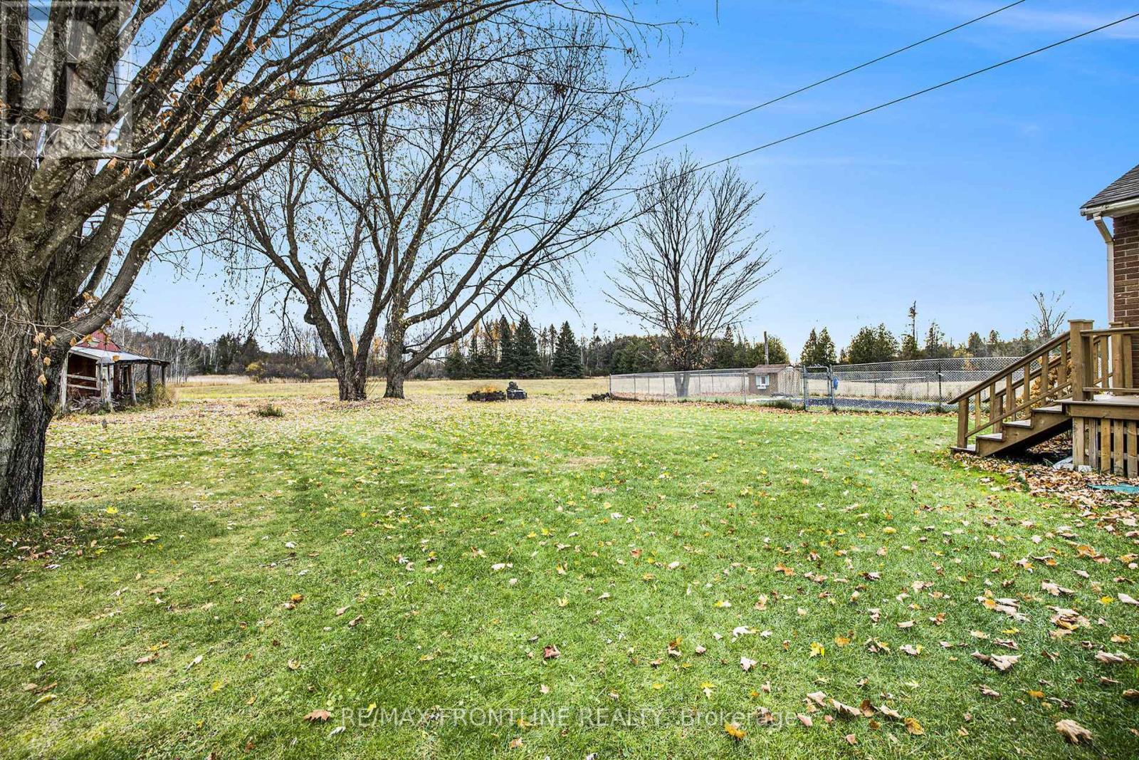 299 Mcguire Road, Montague, ON - Outdoor