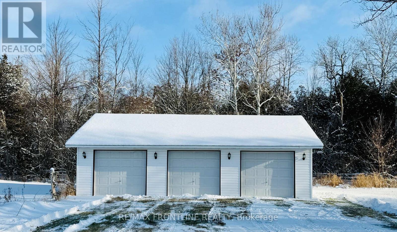 299 Mcguire Road, Montague, ON - Outdoor