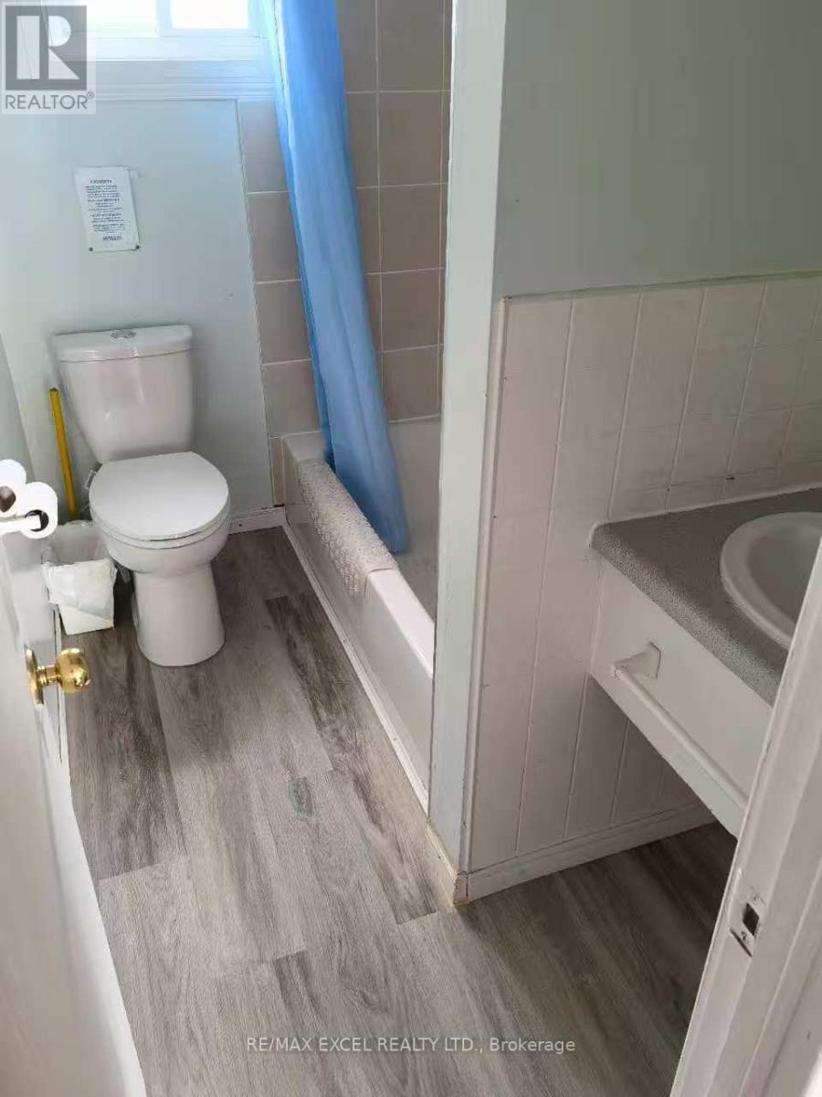 100 Alcove Drive, Tay, ON