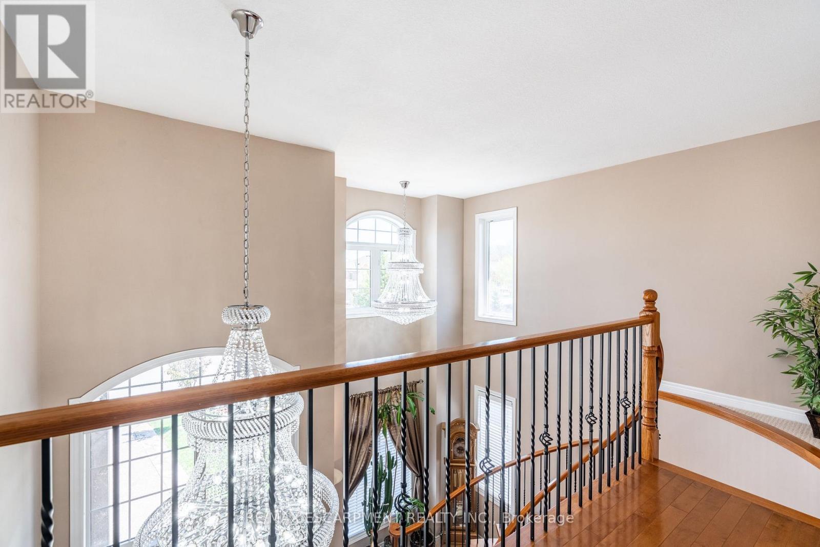 24 Edgecroft Crescent, Hamilton, ON - Indoor Photo Showing Other Room