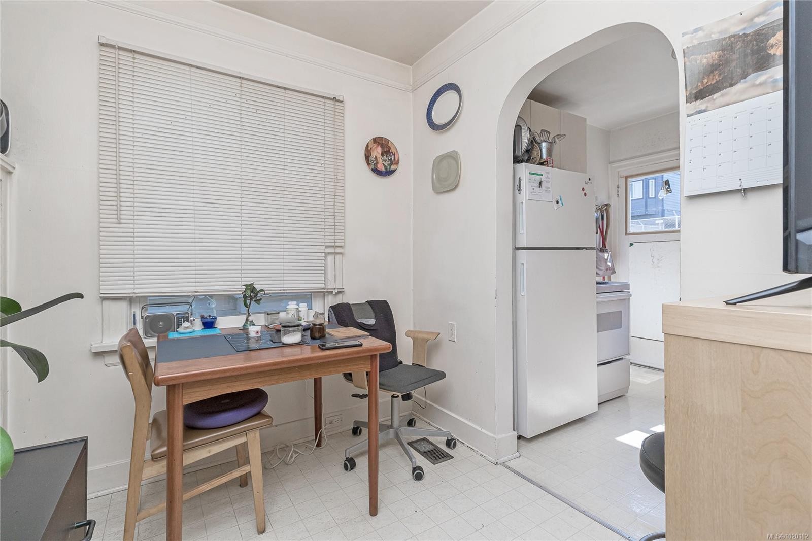 841/839 Princess Ave, Victoria, BC - Indoor