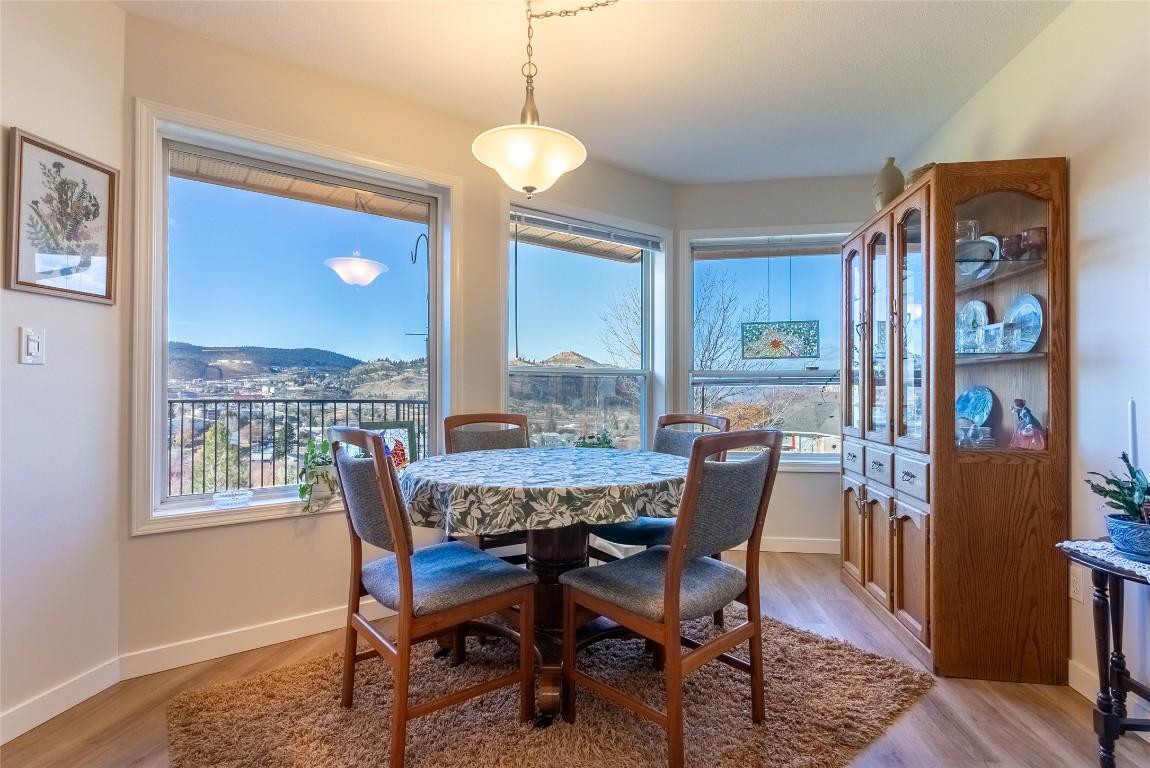 42-1750 Mckinley Court, Kamloops, BC - Indoor Photo Showing Dining Room